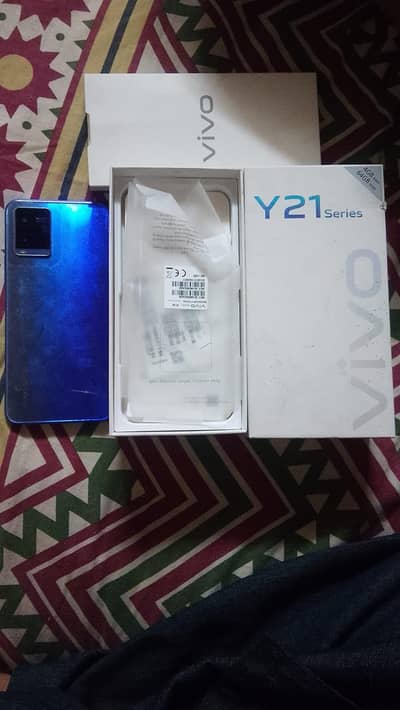 Vivo Y21 – with box, good Condition 