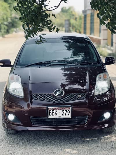 Toyota Vitz iLL 1300cc