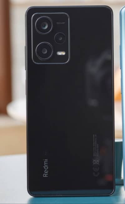 8 GB RAM, 128 GB ROM