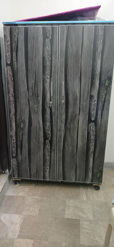 Wooden Wardrobe For SaLe brand new Condition just in 32k