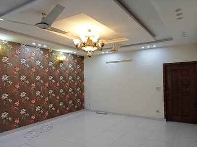 Upper Portion For Rent PAF Officer Colony New Old Officer Colony CMA Sadar Cantt Tajpur Canal Road Lahore Lahore