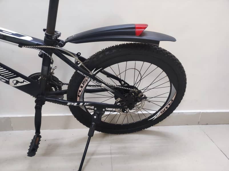PLUS Bicycle 4