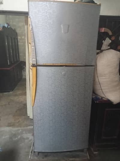 Dawlans refrigerator for sale 9188