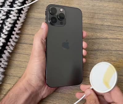 13 Pro Max ( 1000GB) Factory unlock