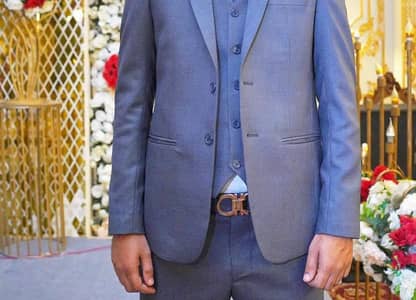 3 Piece Men Suit For Sale