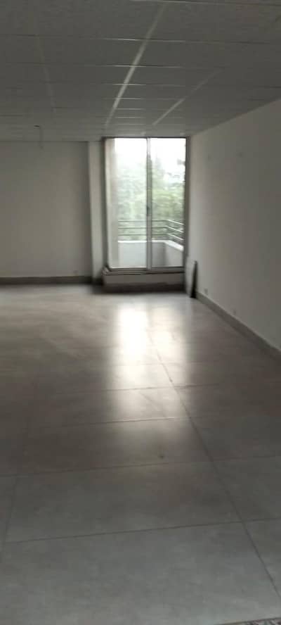 Office Available for rent at Canal road Faisalabad