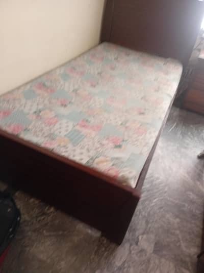Single bed with Foam