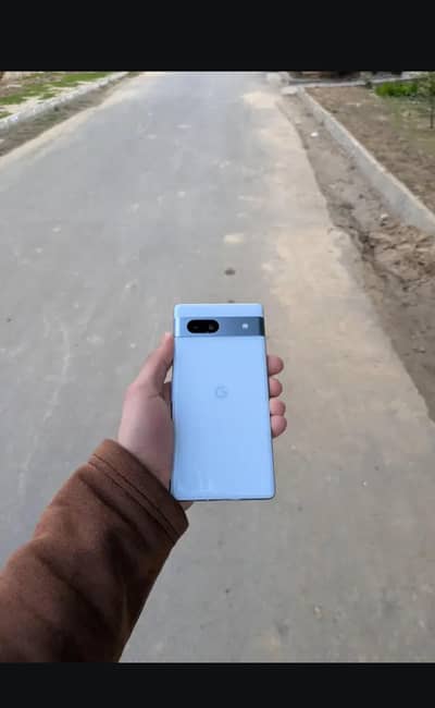 Google pixel 7a 8 / 128  official pta approved