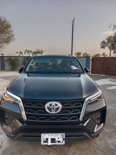 Toyota fortuner G