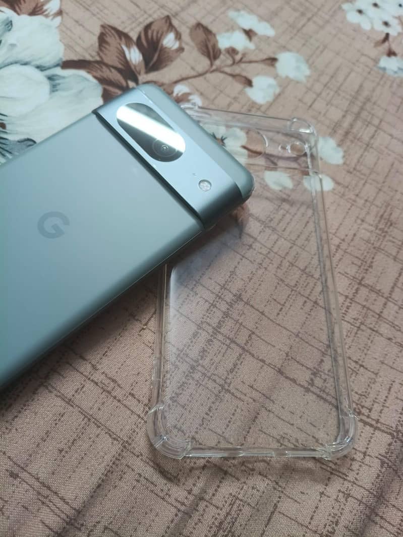 Google pixel 8 5