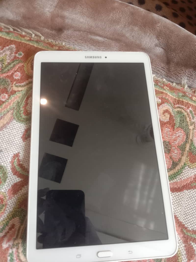 Samsung Galaxy tab E 0