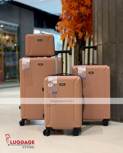 American Tourister – Premium Trolley Luggage with TSA Lock | Set of 4