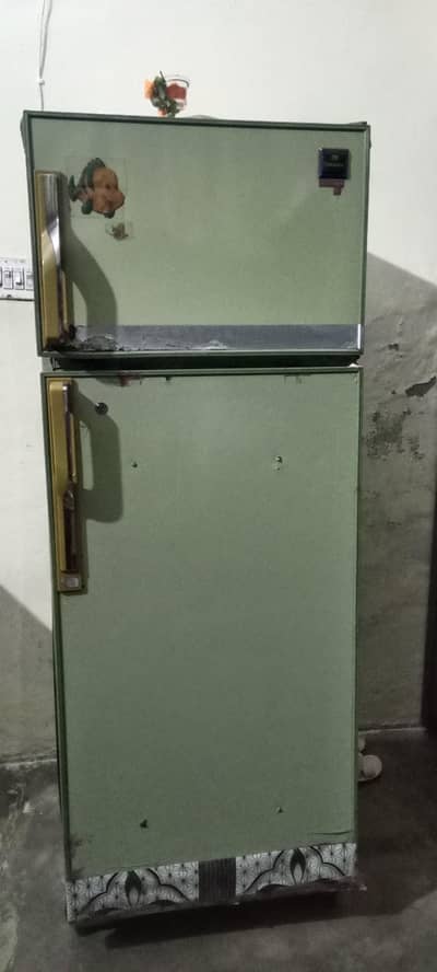 used dawlance Refrigerator