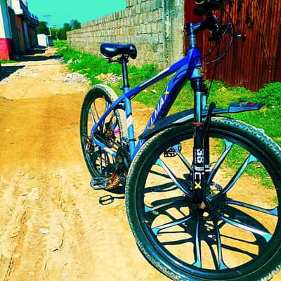 03709259559 best bicycle condition 10/8. mountain bicycle urgent sale