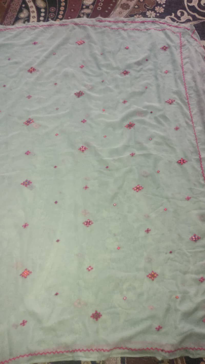  اسٹائلش دوپٹہ – خوبصورت انتخاب 2