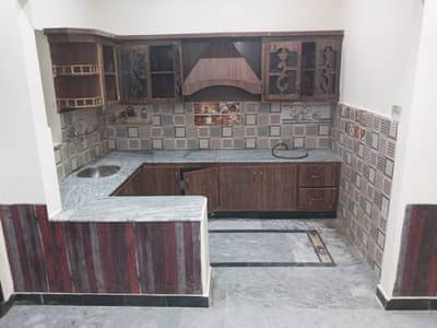 House for rent 5 Marla 1st floor with water boring and gas ghauri town phase 4a isb