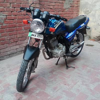 Ravi piaggio 125 Decent Condition