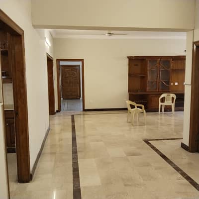 1 Kanal Upper Portion Is Available For rent