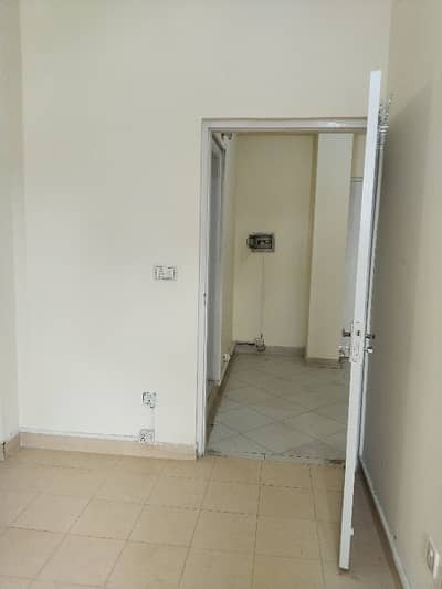 Separate Wapda Meter, Gas Available Flat For Rent