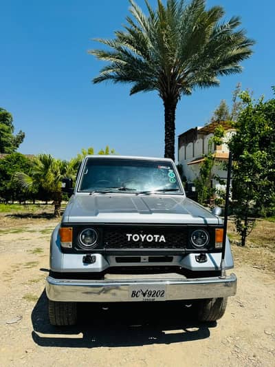 Toyota Land Cruiser 79 Series 30th Anniversary  1986 Model