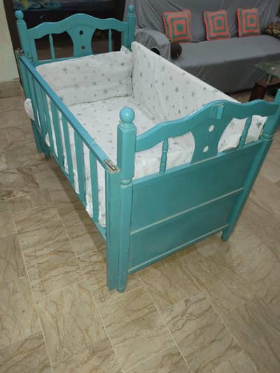 baby cot