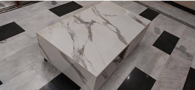 New condition 30 x 48 inch unique look never used scratchless