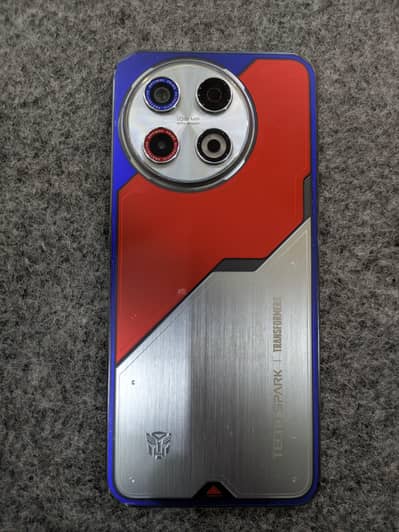 Tecno spark 30 pro 8+8 128gb