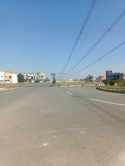 6.1 Marla Plot Gulishan E Makkah Opposite Metro Sargodha Road Faisalabad