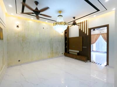 Prime Location Upper Portion For rent In Beautiful EME Society