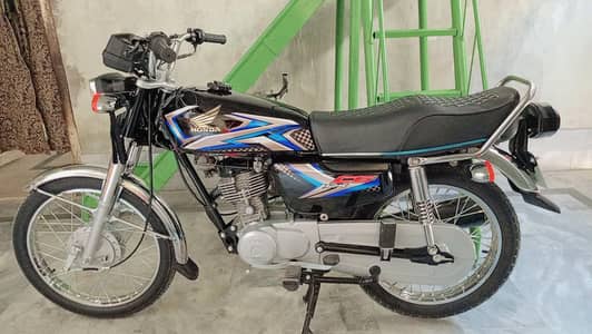 Honda 125 25:model