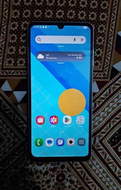 Samsung a06 4 64 lush condition 10/9 pack fone hai