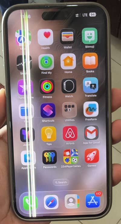 Iphone 15 pro max Approved ( lines in screen)