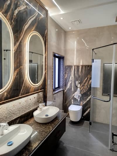 10 MARLA CLASSICAL SPANISH VILLA FOR SALE IN DHA PHASE 8 AIR AVENUE