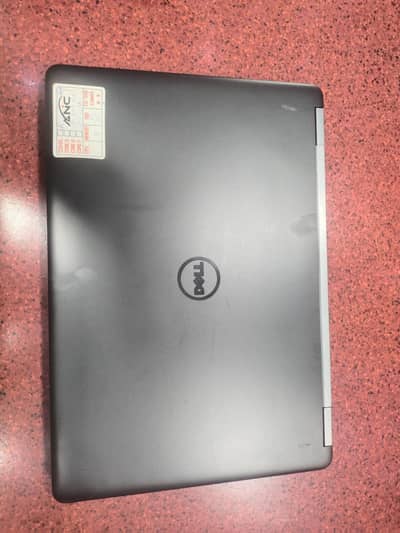 Dell latitude i5 6th 2 GB card