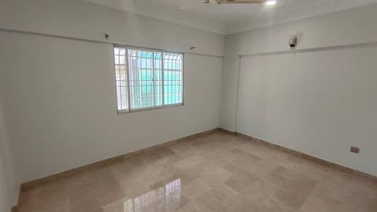 950 Sq. Ft First Floor Apartment with Terrace for Sale in Zamzama Commercial Lane 2, DHA Phase 5