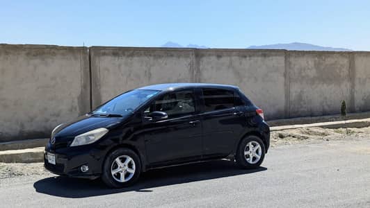 Toyota Vitz 2012