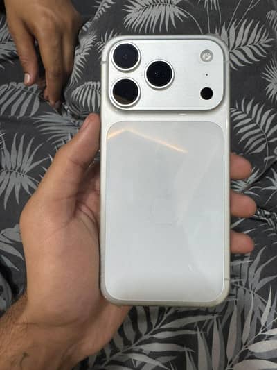 iphone 17 pro jv just box open