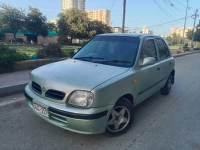 Nissan March Home used Car. 03212728652