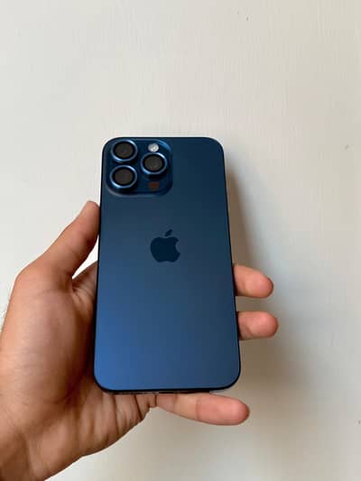 Iphone 15 Pro Max Blue titinium