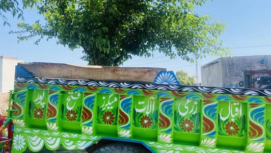 saiz 6/ 11 bhat achi contion m hai