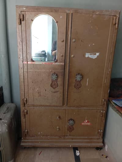 Iron Almirah