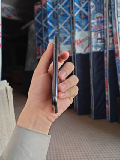 I phone 7 256)gb non pta sale exchange