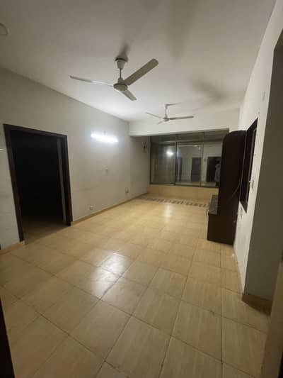 3 Bed 3 Bath Flat Is Available For Rent In G-11/3 , For Family & Bachelors