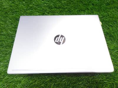 HP i5 8th Genration 16/256