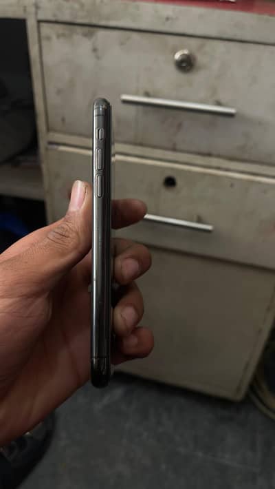 iphone 11 pro 256gb pta approved