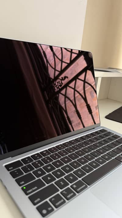 Apple MacBook Air M5 – Like New | Warranty | Box Packed