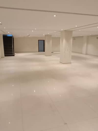 VIP OFFICES FOR RENT AT PRIME LOCATION OF JOHAR TOWN