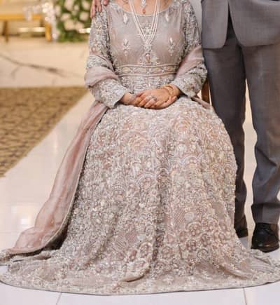 sirf aik dafa use hui hai walima maxi