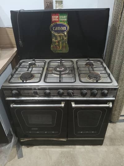 gas and electric cooking range
