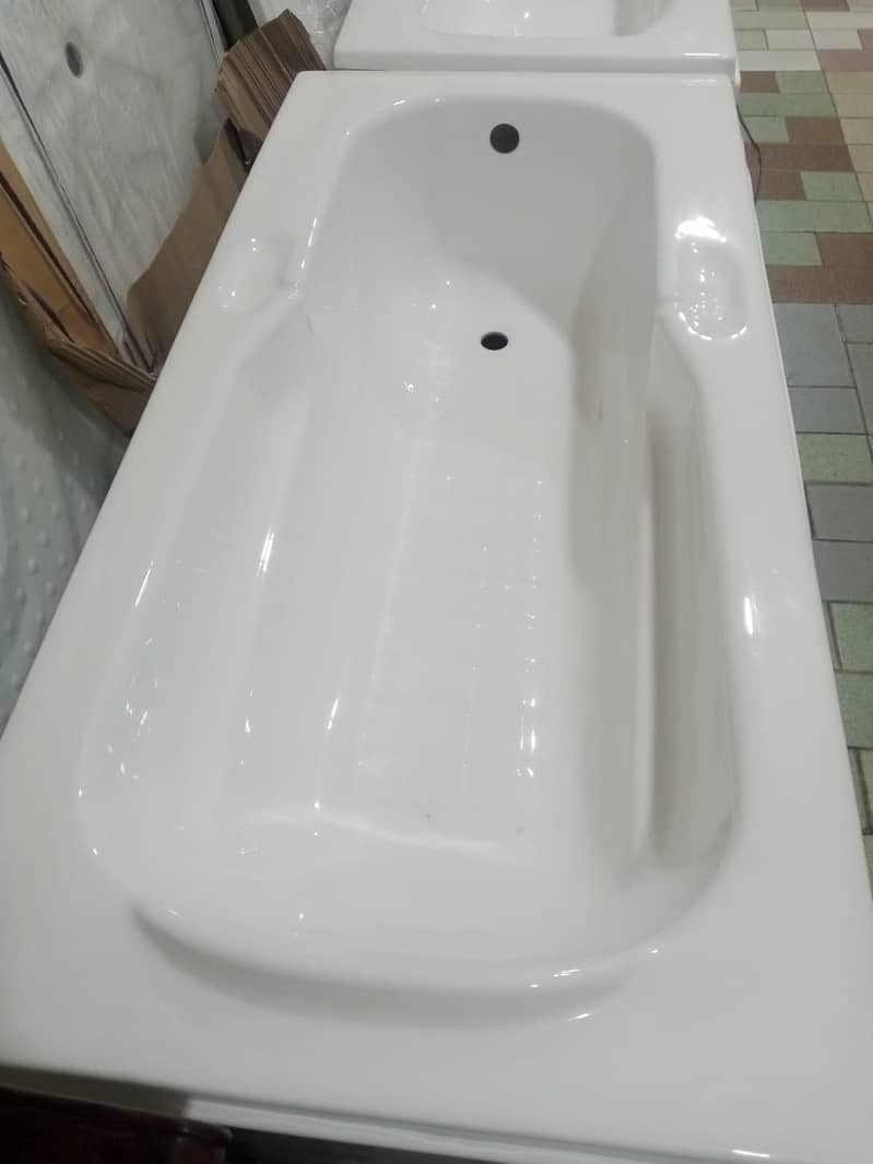 bath tub 8